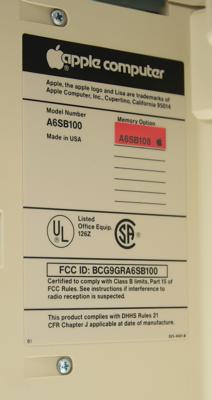 Lot #8013 Del Yocam's Apple Lisa with Twiggy Drives and Original Boxes - Image 9