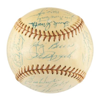 Lot #914 NY Yankees: 1956 Team-Signed Baseball w/ Mantle, Berra, Ford - Image 1