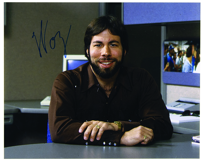Lot #142 Apple: Wozniak and Wayne (3) Signed Items - Image 1