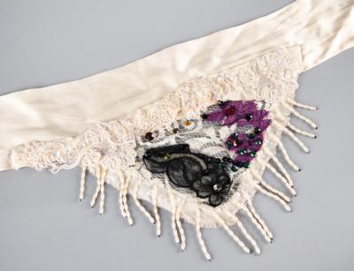 Lot #8010 Prince's Screen- and Stage-Worn 'Purple Rain' White Silk Beaded Mask - Image 3