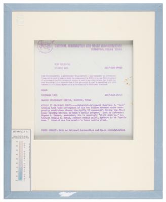 Lot #9540 Gene Cernan and Ron Evans Signed Photograph - Image 5