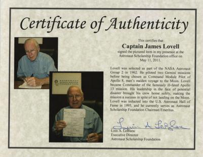 Lot #9280 Neil Armstrong Signed Photograph - Image 3