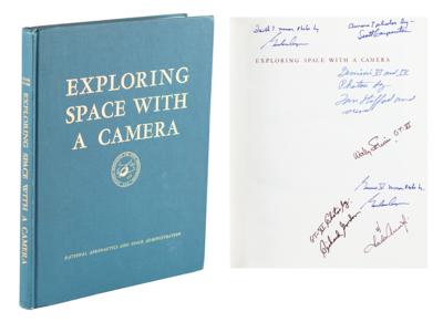 Lot #9139 Gemini Astronauts (6) Signed Book - Image 1