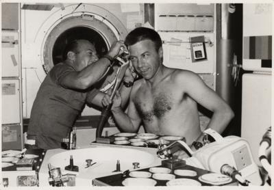 Lot #9724 Skylab (12) Original Vintage Photographs - Image 4