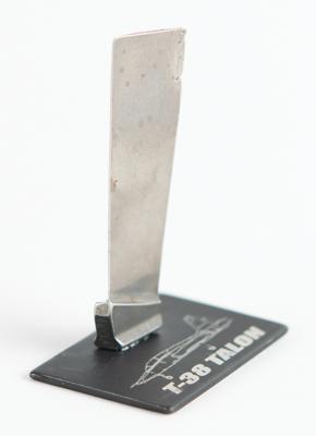 Lot #9019 T-38 Talon Jet Engine 3rd Stage Fan Blade - Image 2