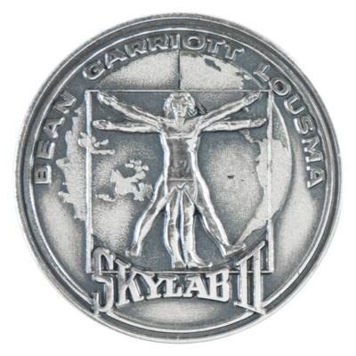 Lot #9714 Ed Gibson's Skylab 3 Robbins Medallion - Image 1