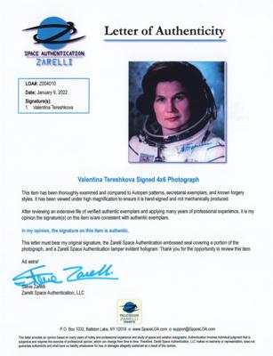 Lot #9920 Valentina Tereshkova Signed Photograph - Image 2