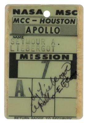 Lot #9196 Sy Liebergot's Apollo 7 Mission Badge - Image 1