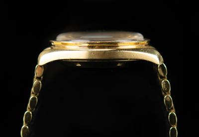 Lot #9002 Alan Bean's 18K Gold Omega Speedmaster Professional 1969 Apollo 11 Commemorative Watch - Image 8