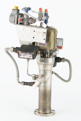 Lot #9850 Subscale (Test) Liquid Rocket Engine - Image 2