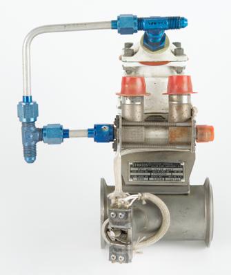 Lot #9860 Stratos Hot Mod Valve Assembly - Image 1