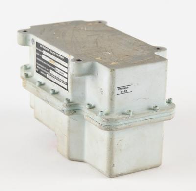 Lot #9670 Apollo CM Block II VHF Recovery Beacon - Image 5