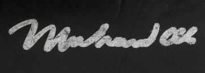 Lot #724 Muhammad Ali Signed Boxing Glove - Image 2