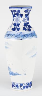 Lot #433 Hand Painted Japanese Vases Vases - Image 10