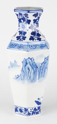 Lot #433 Hand Painted Japanese Vases Vases - Image 12