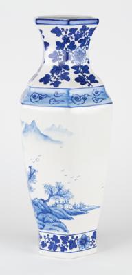 Lot #433 Hand Painted Japanese Vases Vases - Image 3