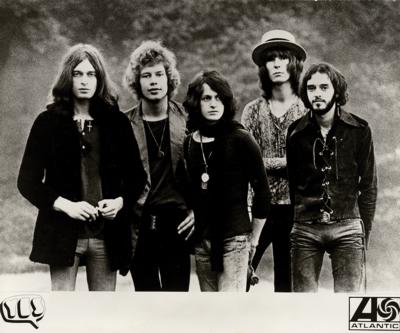 Lot #3253 Yes: Jon Anderson Handwritten Lyrics for 'Astral Traveller' - Image 4