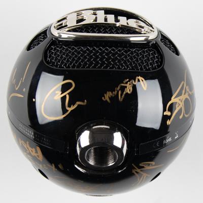 Lot #3671 Lollapalooza 2012 Multi-Signed Microphone - Image 2