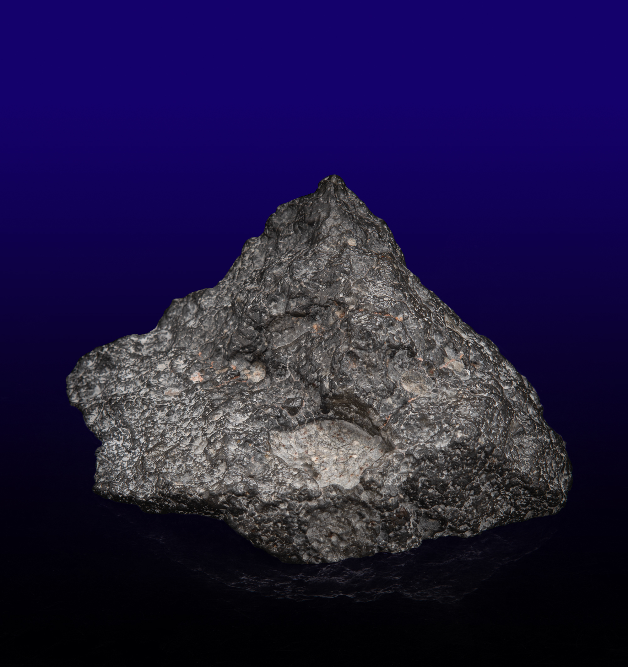 NWA 13951 Lunar Meteorite 'Starry Night' End Cut | RR Auction