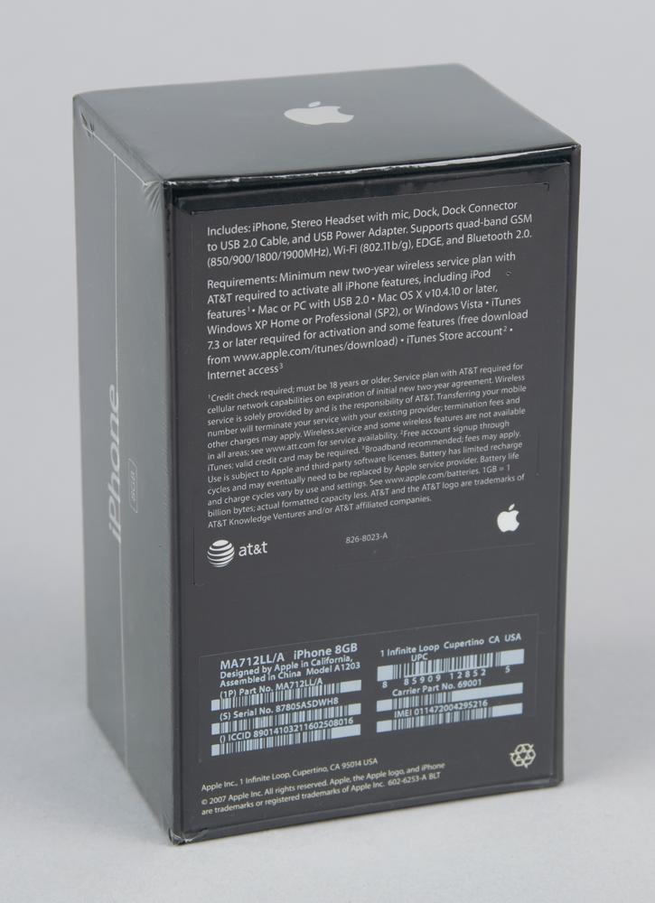 Apple iPhone (First Generation, Sealed 8GB) with Gift