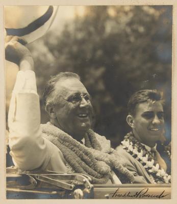 Lot #112 Franklin D. Roosevelt Signed Photograph from His Visit to Hawaii - Image 1