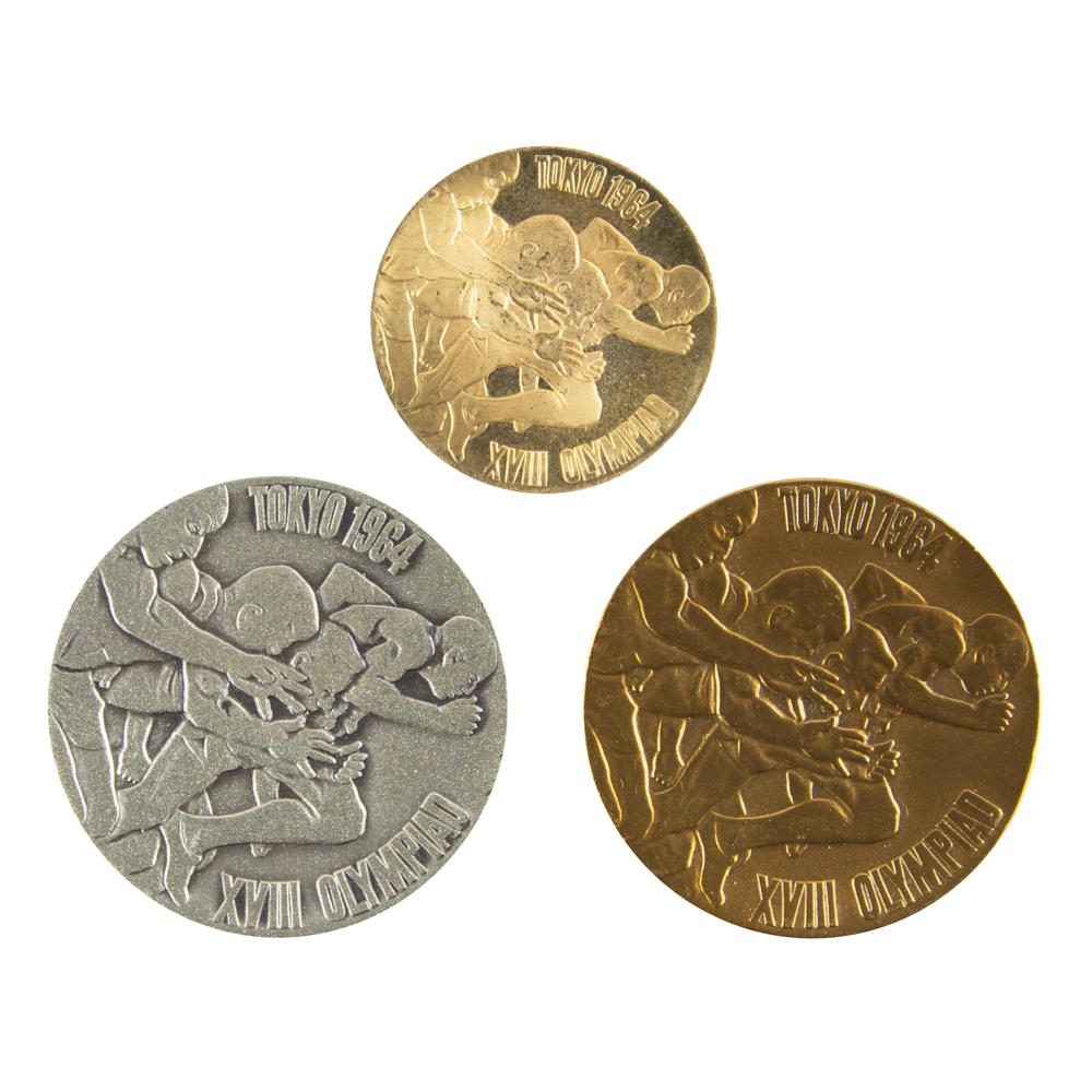 1964年東京オリンピックセット Tokyo 1964 Summer Olympics Commemorative Medal Set | RR Auction