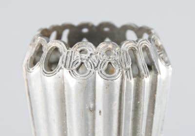 Lot #4008 Mexico City 1968 Summer Olympics 'Type 2' Torch - Image 5