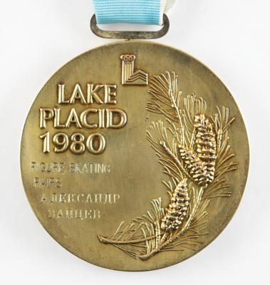 Lot #4081 Lake Placid 1980 Winter Olympics Gold Winner's Medal for Pairs Figure Skating - Image 4