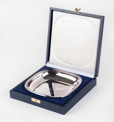 Lot #4393 Juan Antonio Samaranch Olympics Silver Bowl - From the Collection of IOC Member James Worrall - Image 5