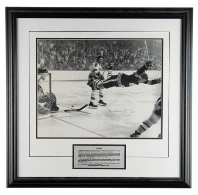 Lot #739 Bobby Orr Signed Oversized Photograph - Image 1