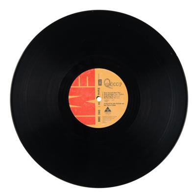 Lot #464 Queen Signed Debut Album - Image 4