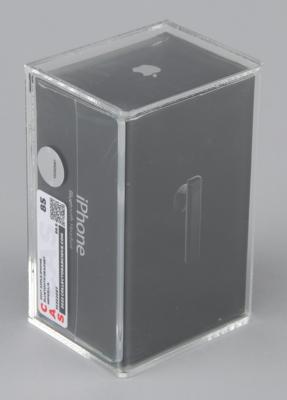 Lot #5035 Apple iPhone Bluetooth Headset (First Generation, Sealed) - Image 1