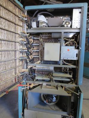 Lot #5051 Bendix G-15, the First Mini-Computer (the third built in 1956) - Image 9