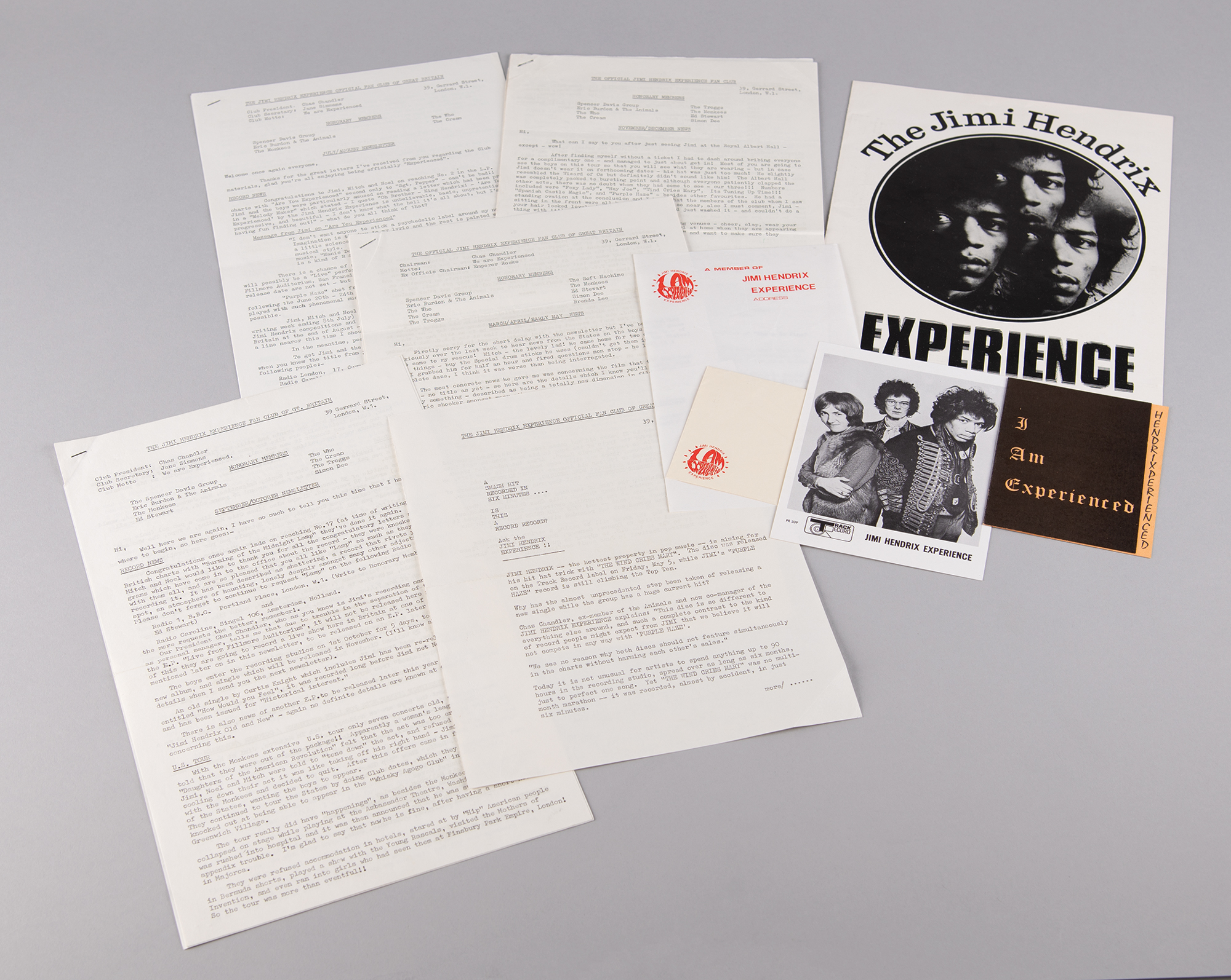 Lot #617 Jimi Hendrix Experience Collection of Early UK Fan Club Memorabilia - Image 1
