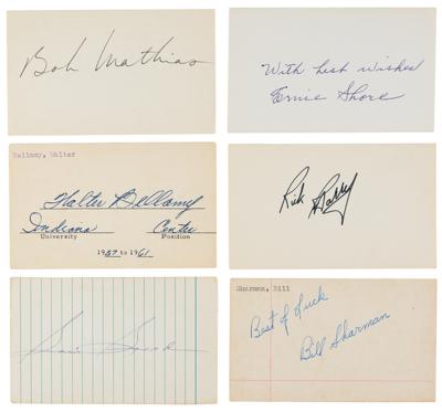 Lot #923 Sports (12) Signatures - Image 1