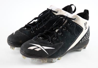 Lot #983 David Ortiz's 2007 Game-Used Cleats - Image 3