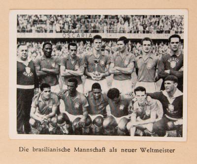 Lot #987 Pele RC: 1958 FIFA World Cup Commemorative Album with (96) Photo Cards - Image 8
