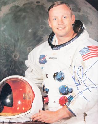 Lot #7099 Neil Armstrong Signed Photograph - Image 1