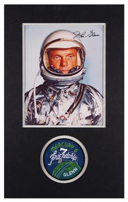 Lot #7019 John Glenn Signed Photograph - Image 1