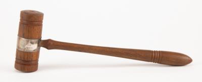Lot #290 Yorktown Tavern: Wooden Relic Gavel: Wood from the Yorktown Tavern, presented to an officer of the Daughters of the American Revolution - Image 1