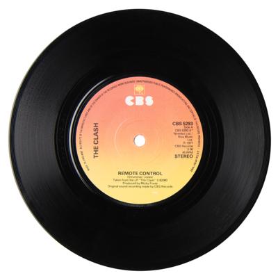 Lot #9199 The Clash Signed 45 RPM Record - 'Remote Control / London’s Burning' - Image 2