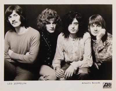 Lot #9089 Unprecedented vintage-signed promo photo of Led Zeppelin, with its original 1969 Atlantic Records press folder - Image 2