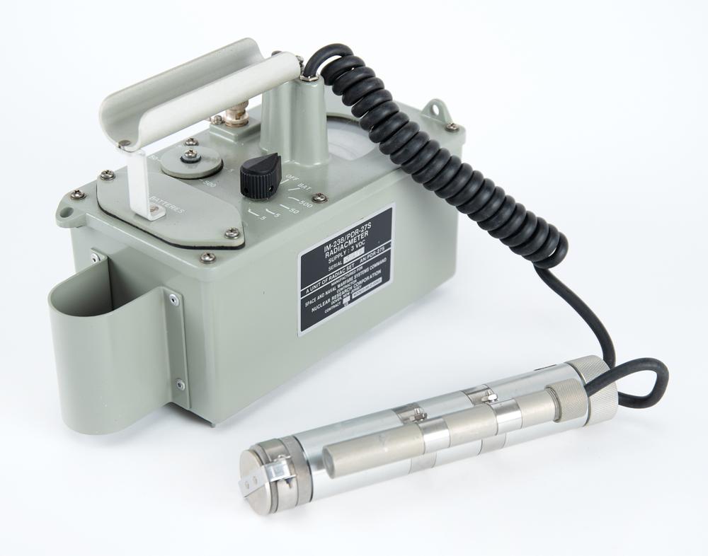 【米軍 実物】AN/PDR-27S RADIAC SET ガイガーカウンター AN/PDR-27S Radiac Set | RR Auction
