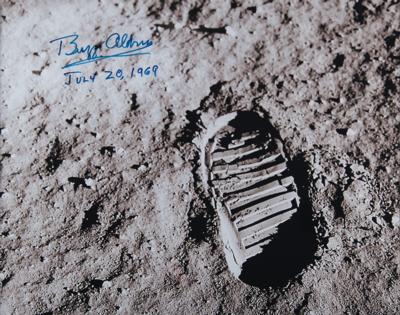 Lot #280 Buzz Aldrin Oversized Signed Photograph - Image 1