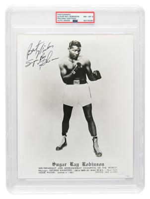 Lot #7512 Sugar Ray Robinson Signed Photograph -