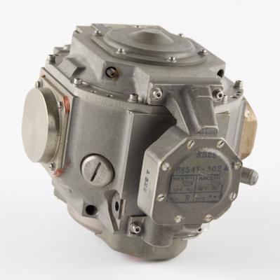 Lot #2221 Aircraft Gyro/Pump Assembly - Image 3