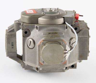 Lot #2221 Aircraft Gyro/Pump Assembly - Image 5