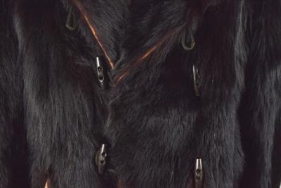 Lot #2117 Indian Wars-Era Bearskin Coat, Gauntlets, and Hat - Image 3