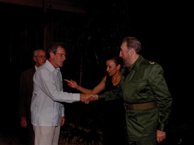 Lot #2218 Fidel Castro Signed Cigar Box - Image 4