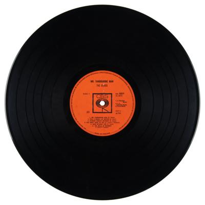 Lot #424 The Byrds Signed Album - Mr. Tambourine Man - our first fully signed example - Image 3